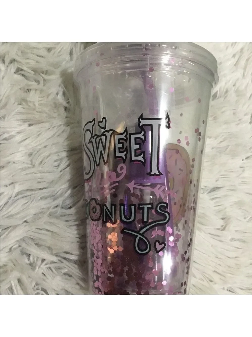 DONUT Body care set in a mug with a straw